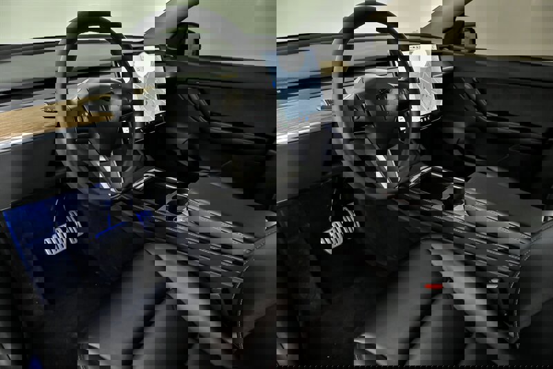 Used 2022 Tesla Model Y Performance image 16