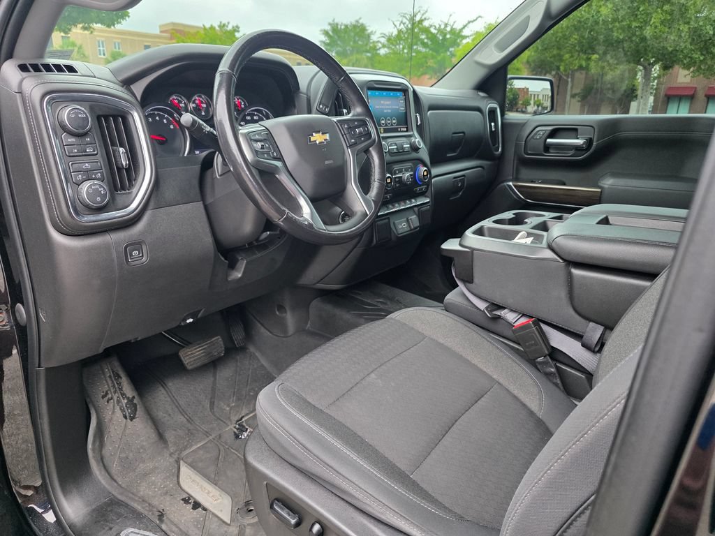 Certified 2020 Chevrolet Silverado 1500 LT w/ All-Star Edition AWD/4WD image 11