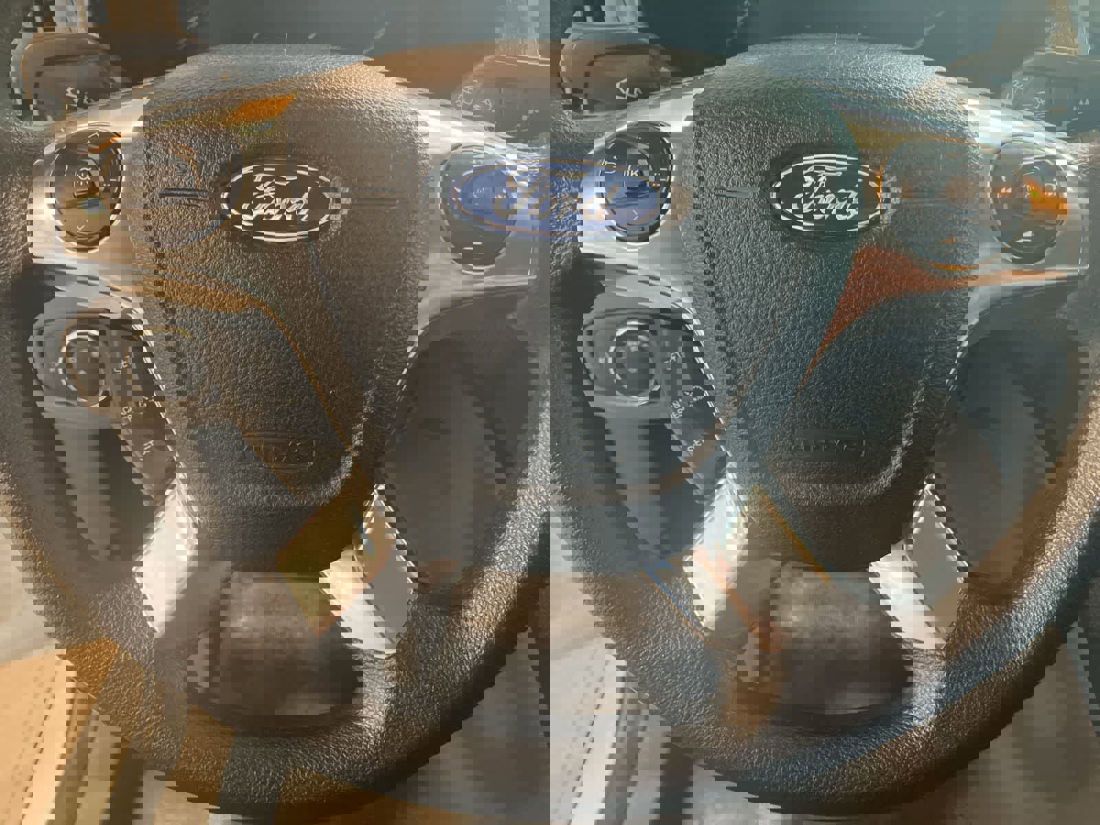 Used 2019 Ford Transit Connect XLT image 15