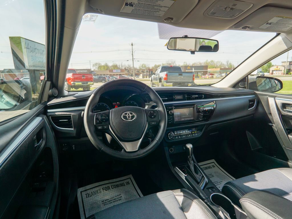 Used 2014 Toyota Corolla S FWD image 10