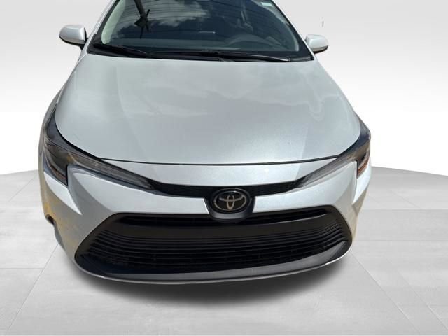 Used 2024 Toyota Corolla LE image 10