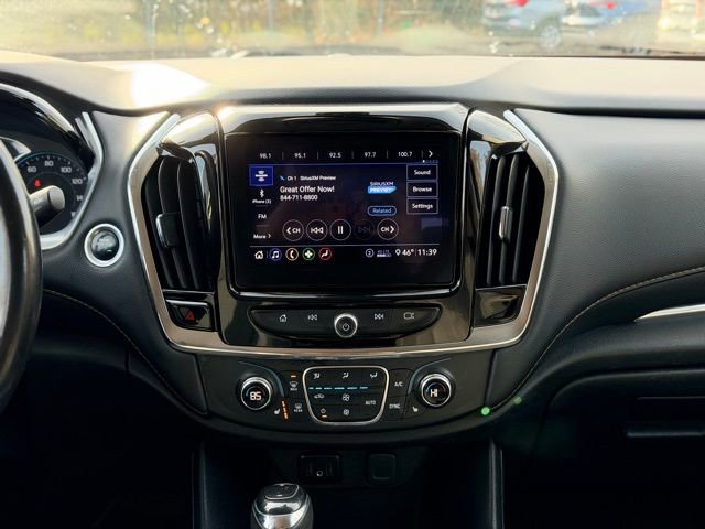 Used 2020 Chevrolet Traverse LT image 24