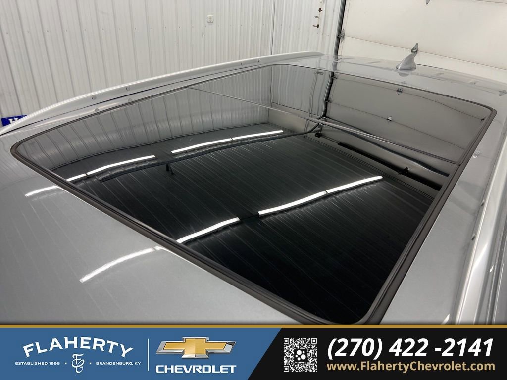 Used 2025 Cadillac XT5 Premium Luxury w/ LPO, Floor Liner Package FWD image 38