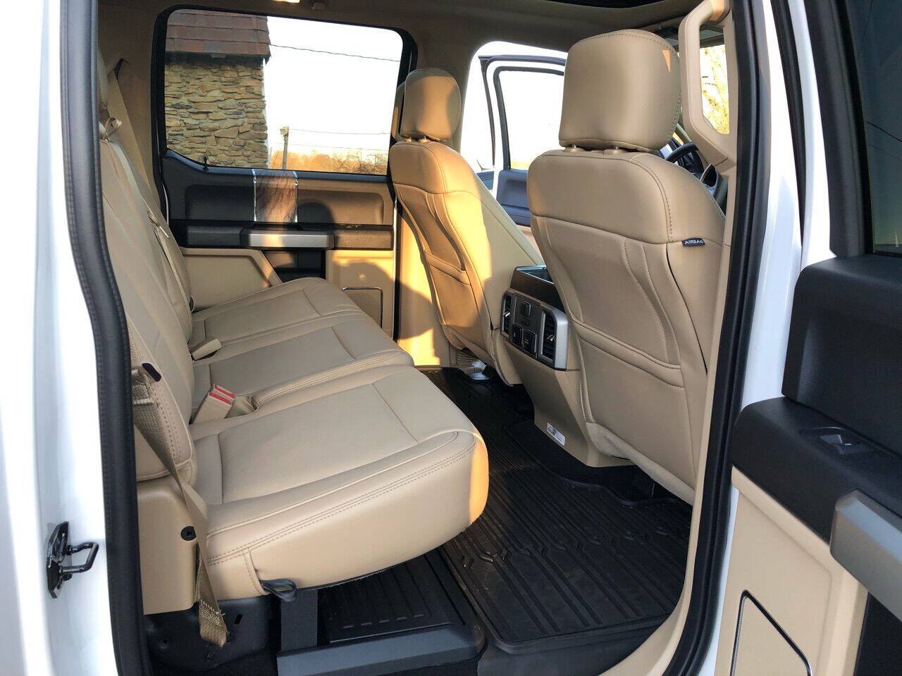 Used 2019 Ford F250 Lariat w/ Lariat Ultimate Package AWD/4WD image 11