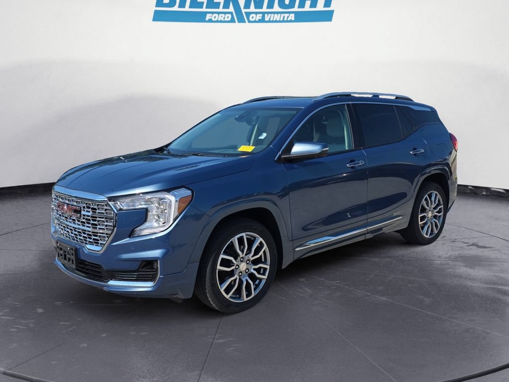Used 2024 GMC Terrain Denali w/ Denali Premium Package