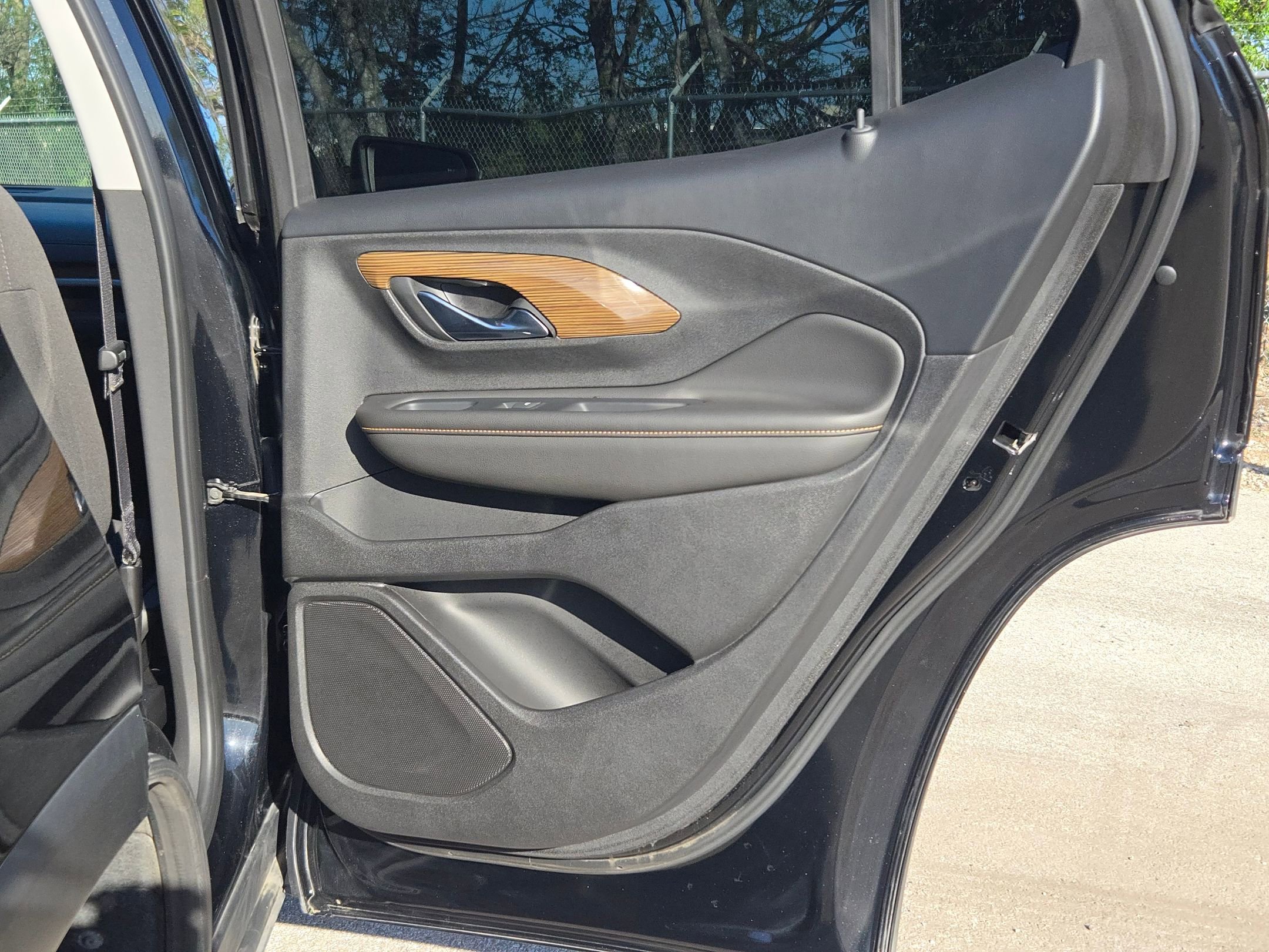 Used 2020 GMC Terrain SLE w/ Driver Convenience Package image 27