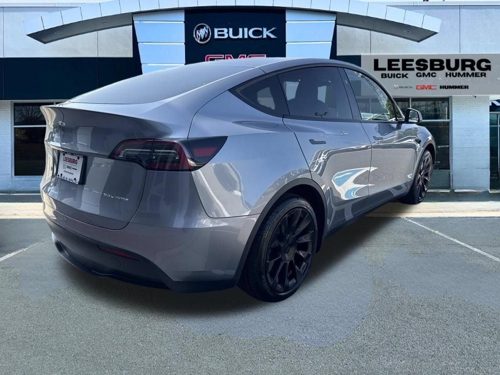 Used 2024 Tesla Model Y Long Range AWD/4WD image 7