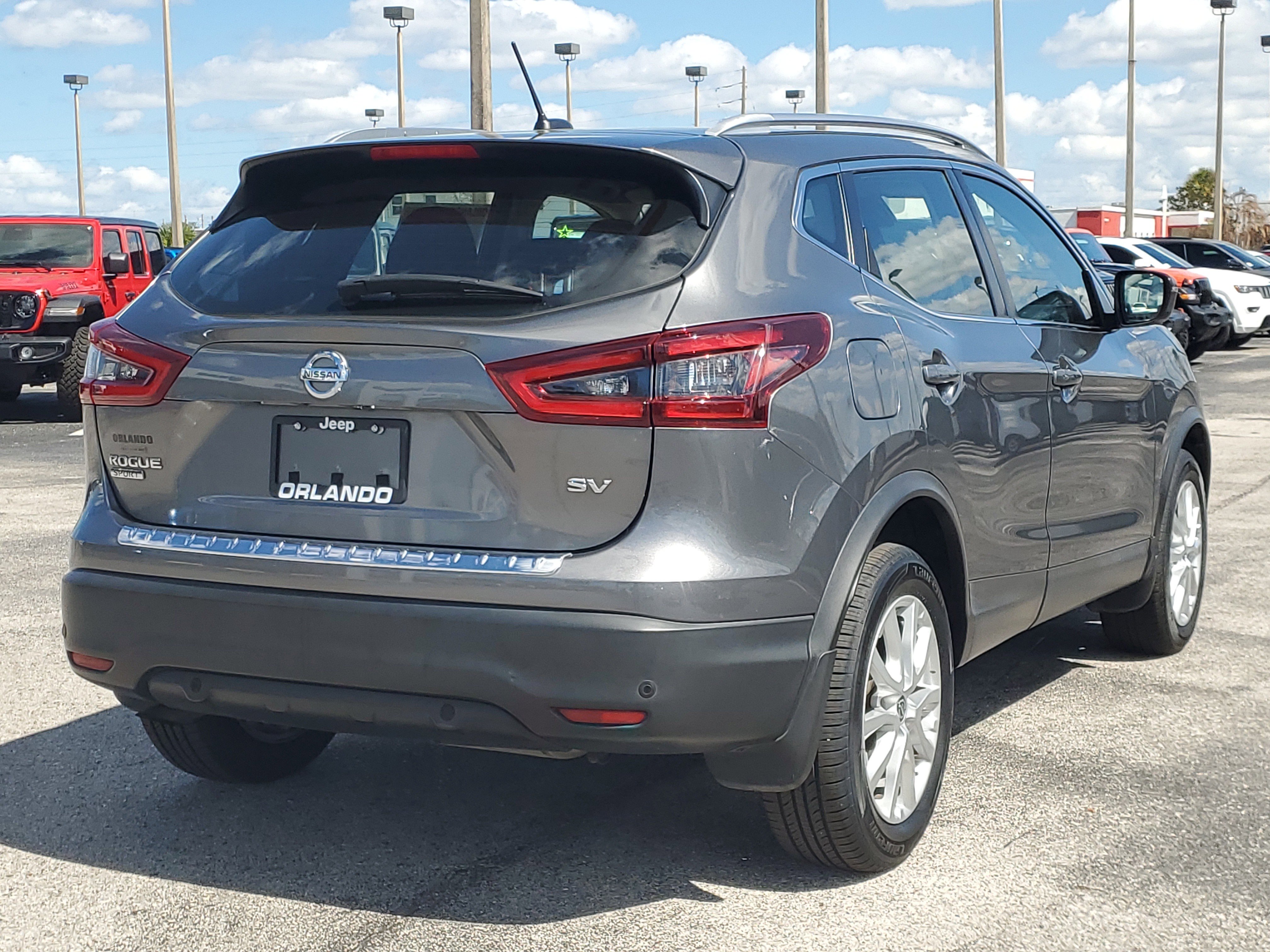 Used 2021 Nissan Rogue Sport SV image 7