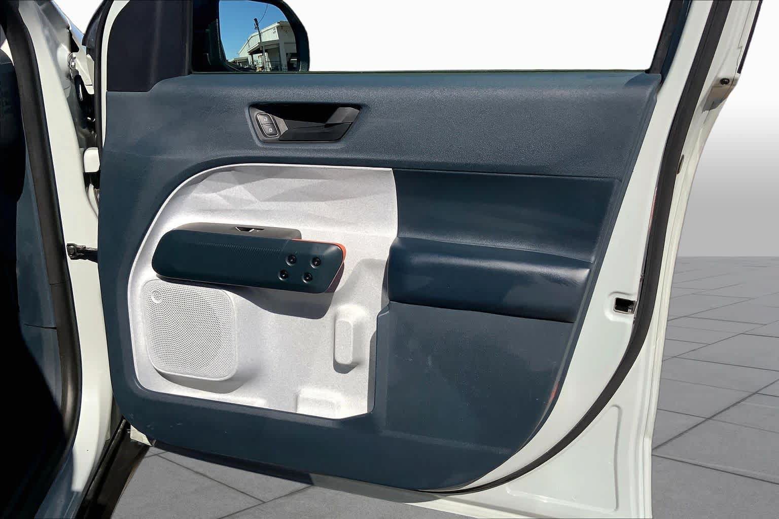 Used 2022 Ford Maverick XLT FWD image 21
