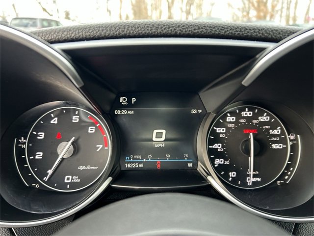 Used 2022 Alfa Romeo Giulia Ti image 19