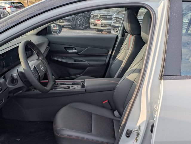 New 2026 Nissan Sentra SR w/ SR Premium Package FWD image 13