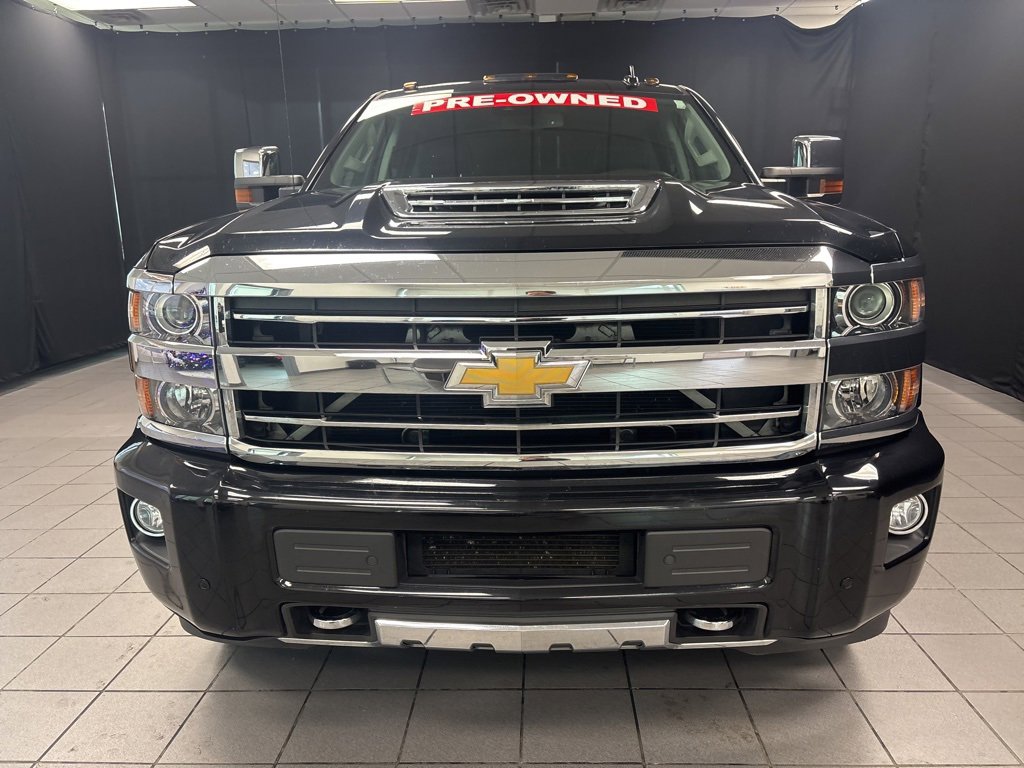 Used 2018 Chevrolet Silverado 2500 High Country w/ Duramax Plus Package image 8