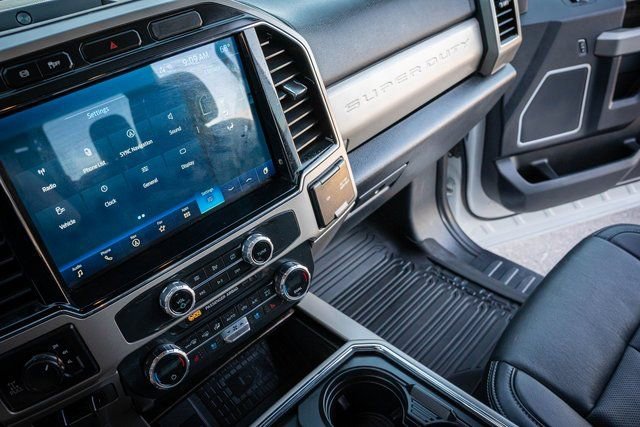 Used 2022 Ford F250 Lariat w/ Lariat Ultimate Package image 27