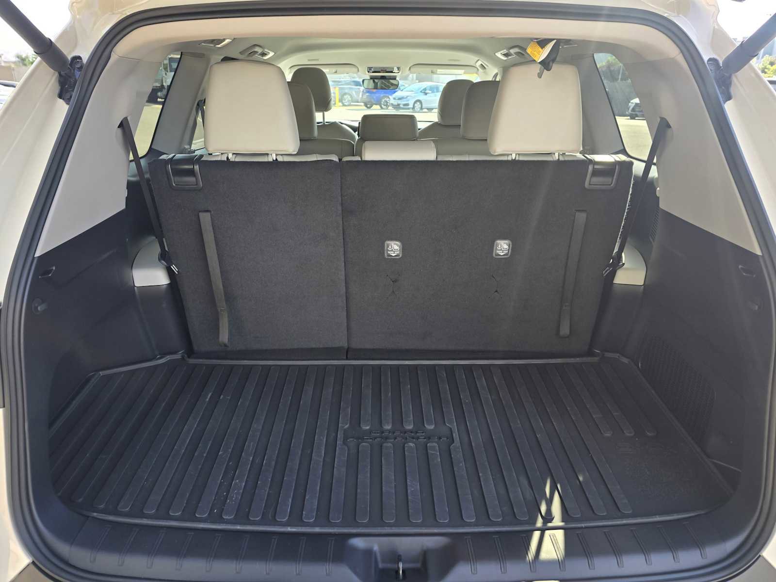 Used 2024 Toyota Grand Highlander XLE image 18