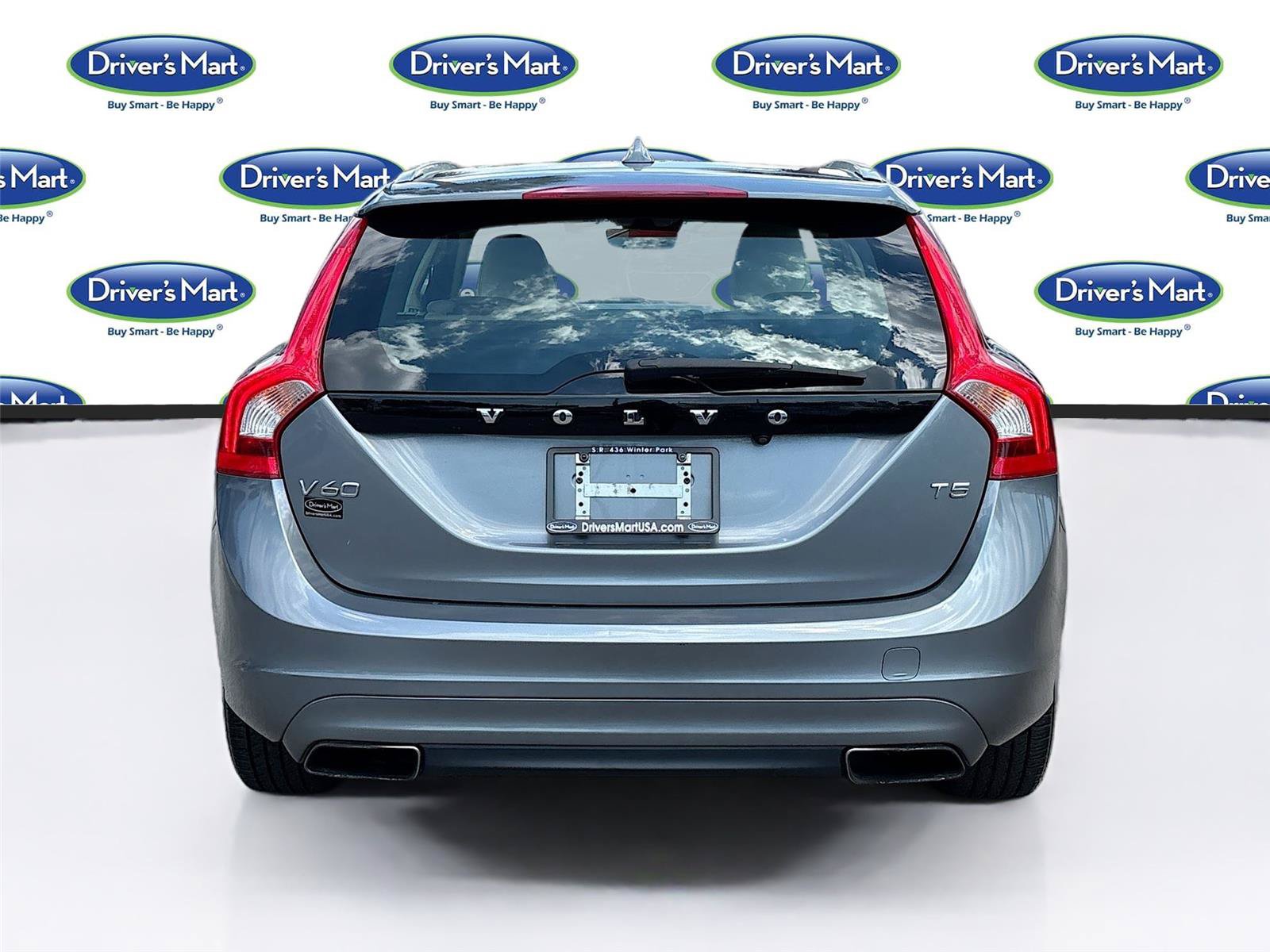 Used 2017 Volvo V60 T5 Premier w/ Convenience Package FWD image 6