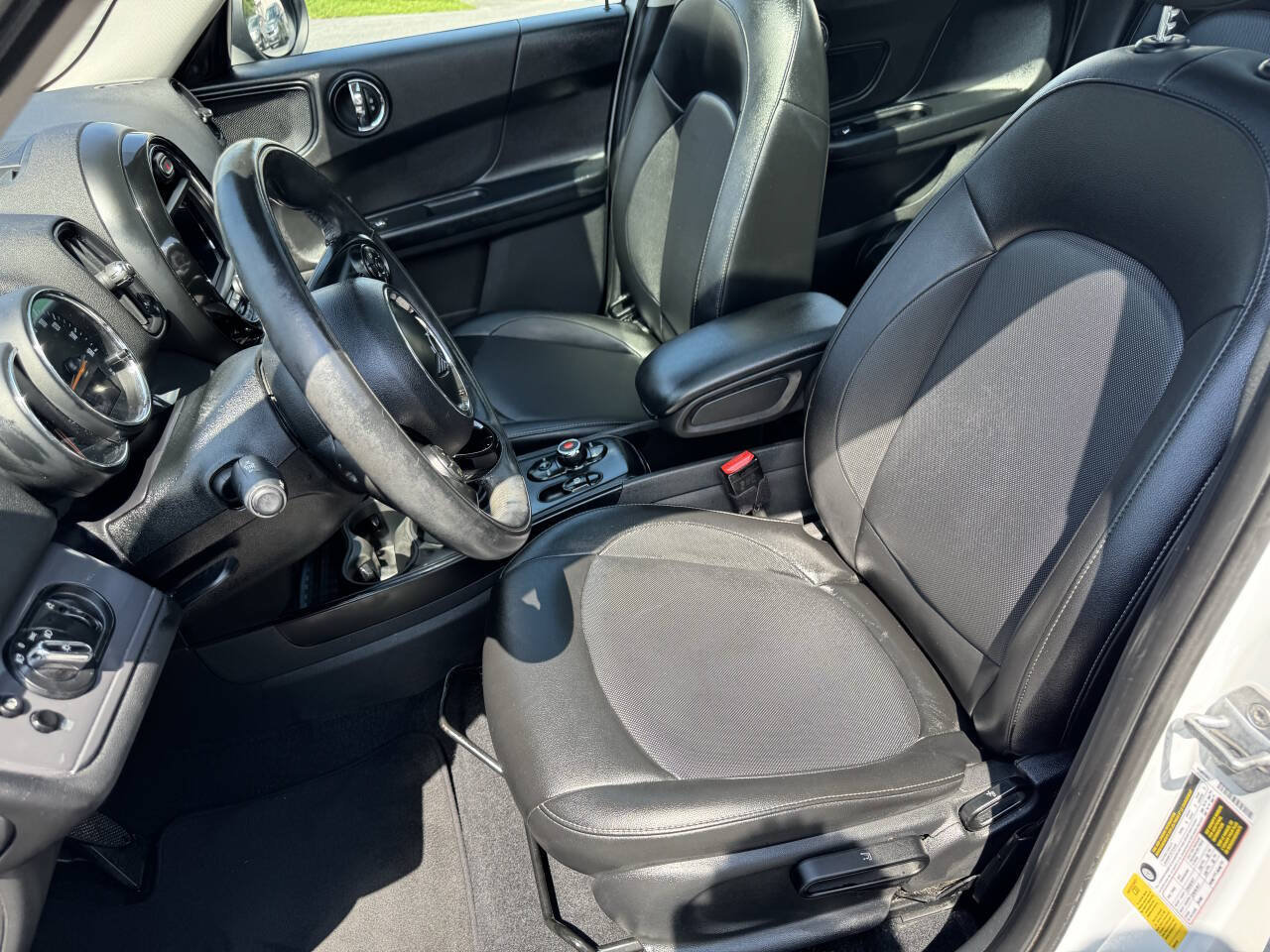 Used 2019 MINI Cooper Countryman FWD image 13