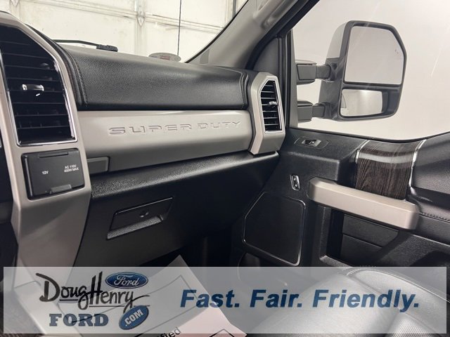 Used 2021 Ford F250 Lariat w/ FX4 Off-Road Package image 40