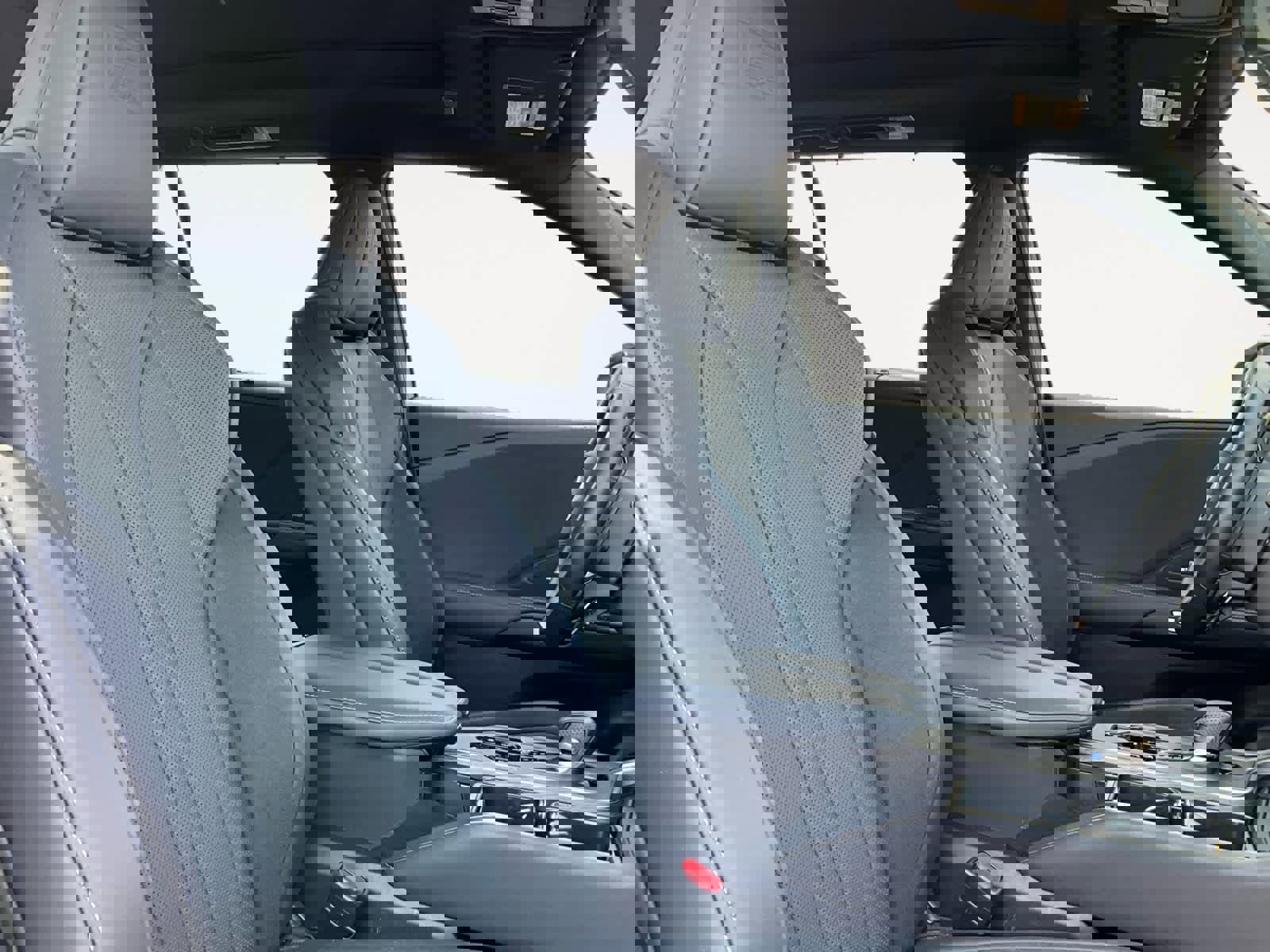 Used 2025 Lexus TX 500h AWD w/ Technology Package image 17