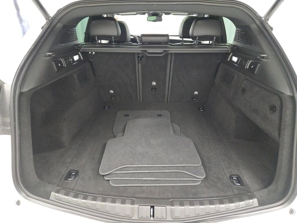 Used 2024 Alfa Romeo Stelvio Veloce image 18