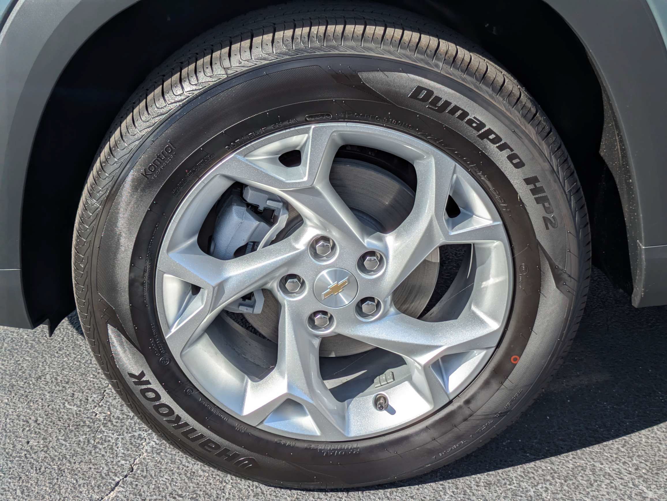 New 2026 Chevrolet Trax LS w/ LS Convenience Package FWD image 29