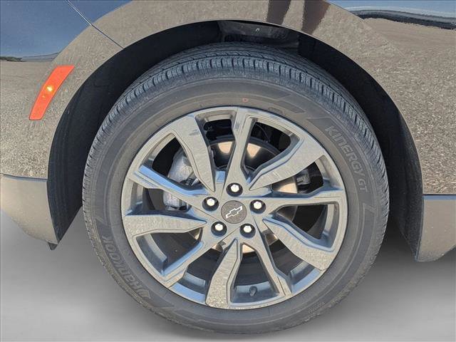 Used 2023 Chevrolet Equinox RS FWD image 10