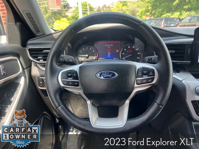 Used 2023 Ford Explorer XLT w/ Equipment Group 202A AWD/4WD image 14