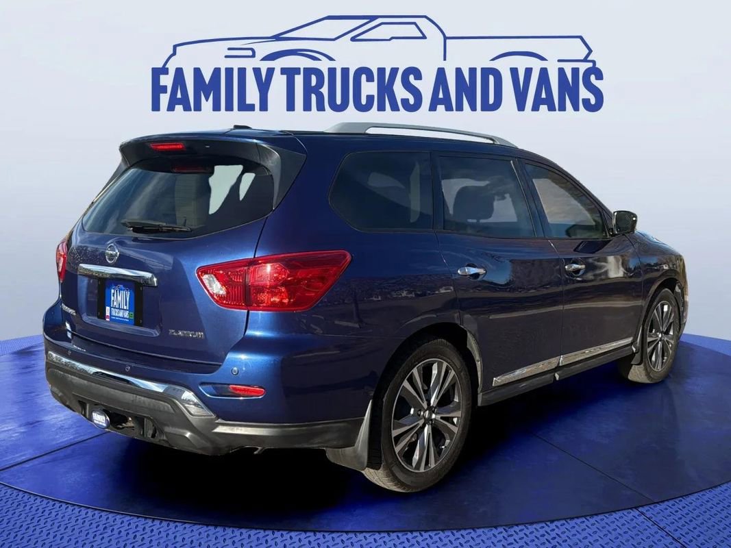 Used 2018 Nissan Pathfinder Platinum w/ Cargo Package image 5
