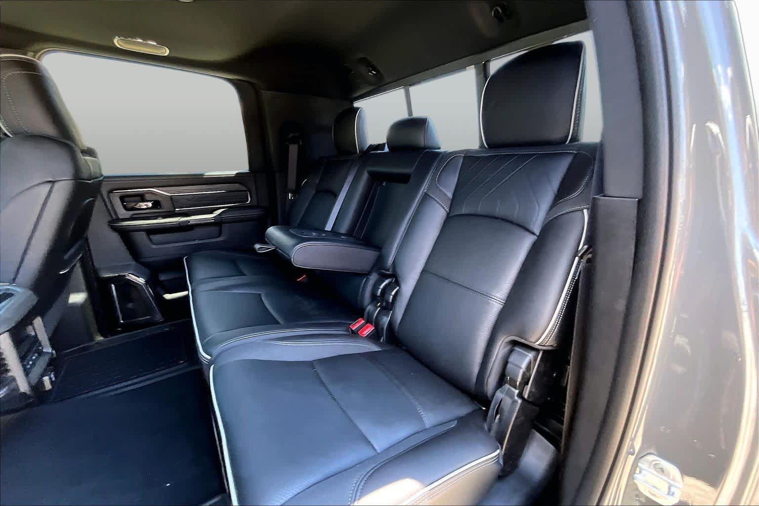 New 2026 RAM 3500 Limited AWD/4WD image 22