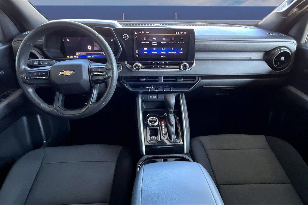 Used 2024 Chevrolet Colorado W/T AWD/4WD image 6