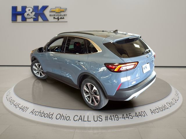 Used 2025 Ford Escape Platinum AWD/4WD image 9