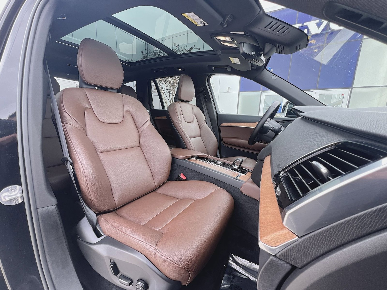 Certified 2023 Volvo XC90 B6 Plus AWD/4WD image 26