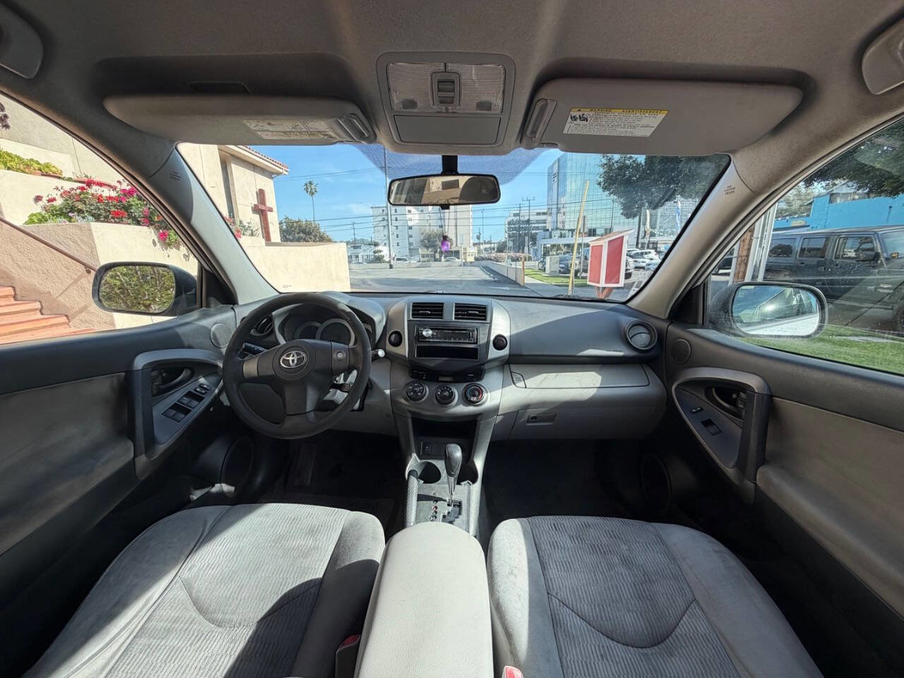 Used 2011 Toyota RAV4 2WD w/ Base L4 Extra Value Pkg image 9