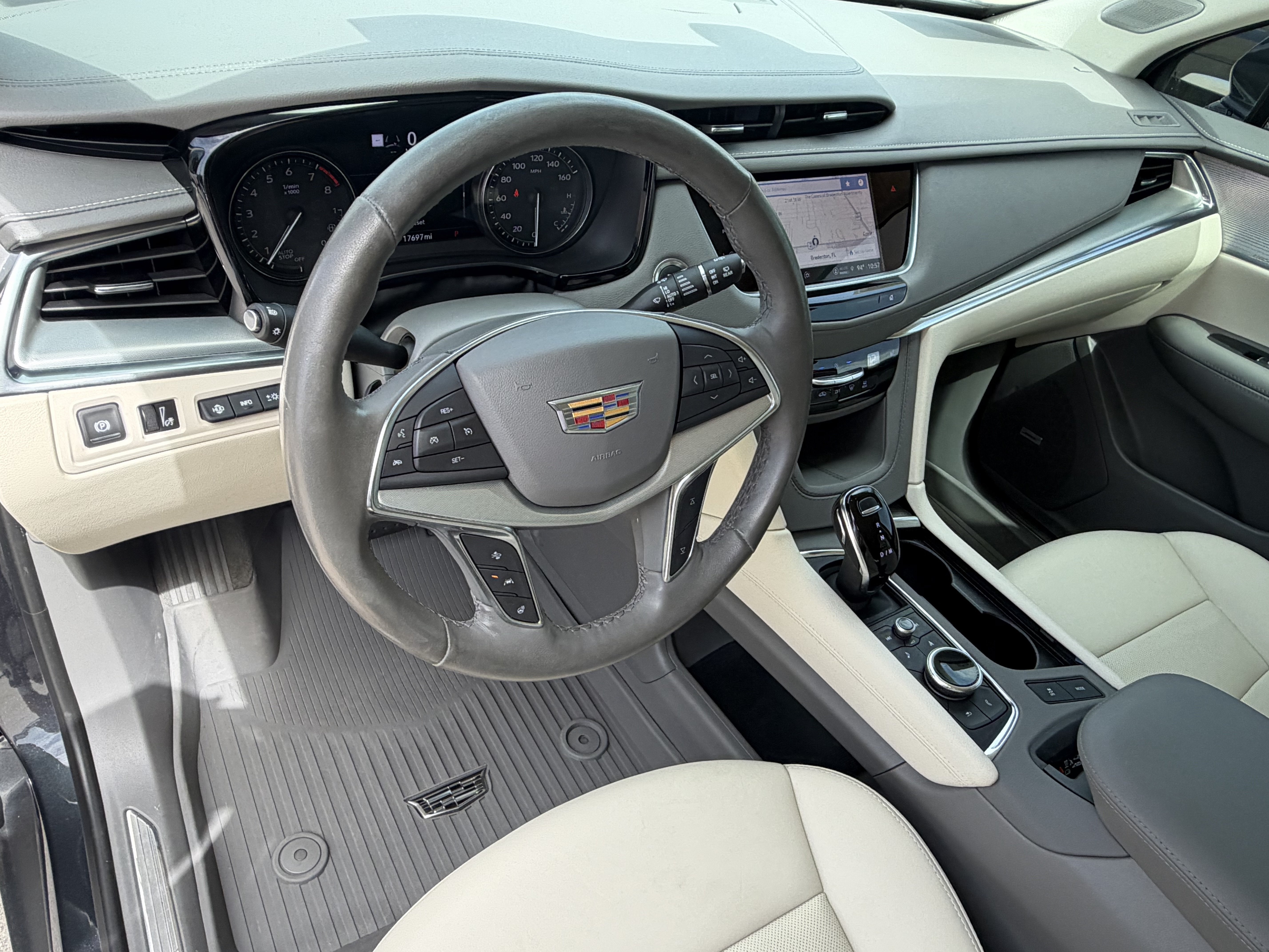 Certified 2023 Cadillac XT5 Premium Luxury w/ Technology Package FWD image 7