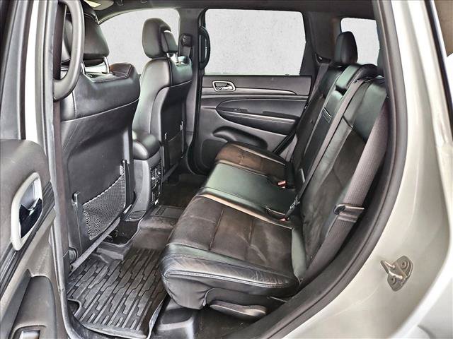 Used 2020 Jeep Grand Cherokee Altitude AWD/4WD image 19