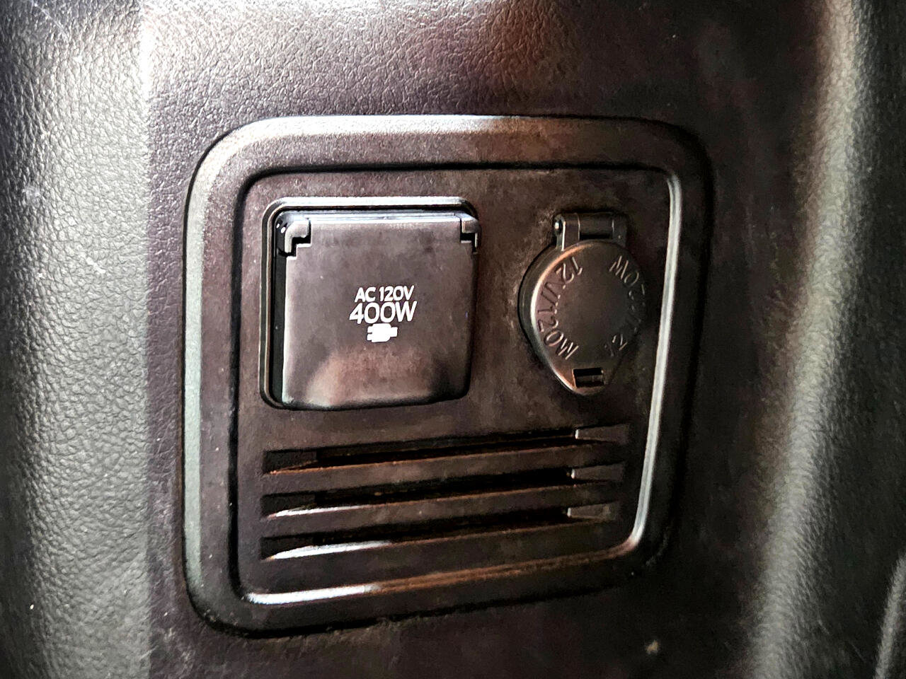 Used 2023 Toyota 4Runner TRD Off-Road Premium image 37