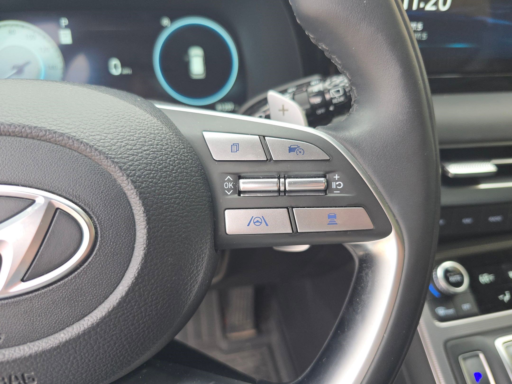 Used 2024 Hyundai Palisade Calligraphy image 23