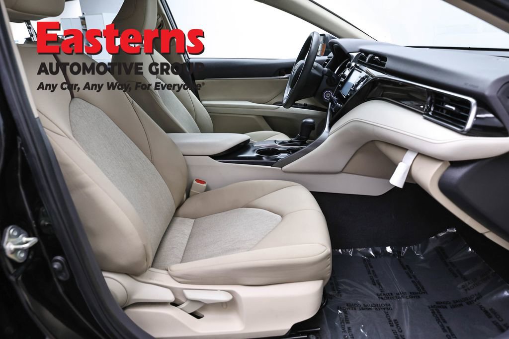 Used 2019 Toyota Camry LE FWD image 24