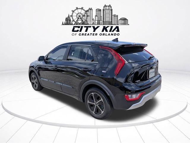 Used 2025 Kia Niro LX FWD image 3