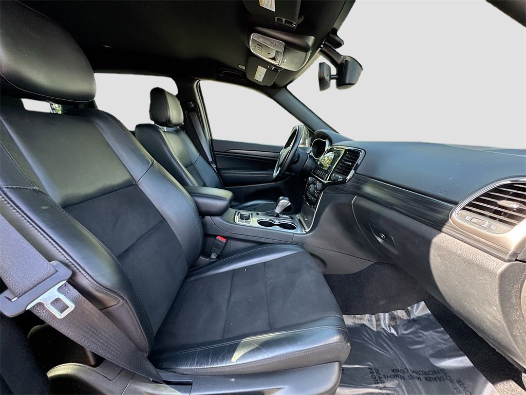 Used 2022 Jeep Grand Cherokee Laredo X image 28