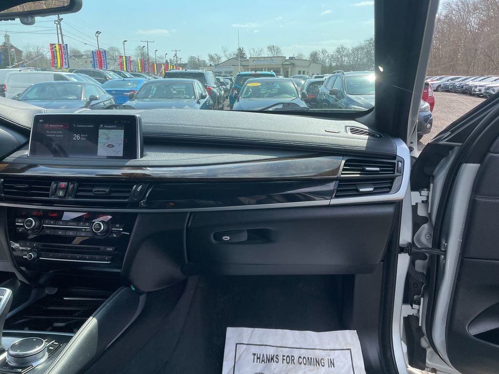 Used 2018 BMW X6 xDrive50i AWD/4WD image 28