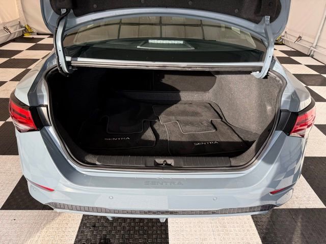 Used 2024 Nissan Sentra SV image 4