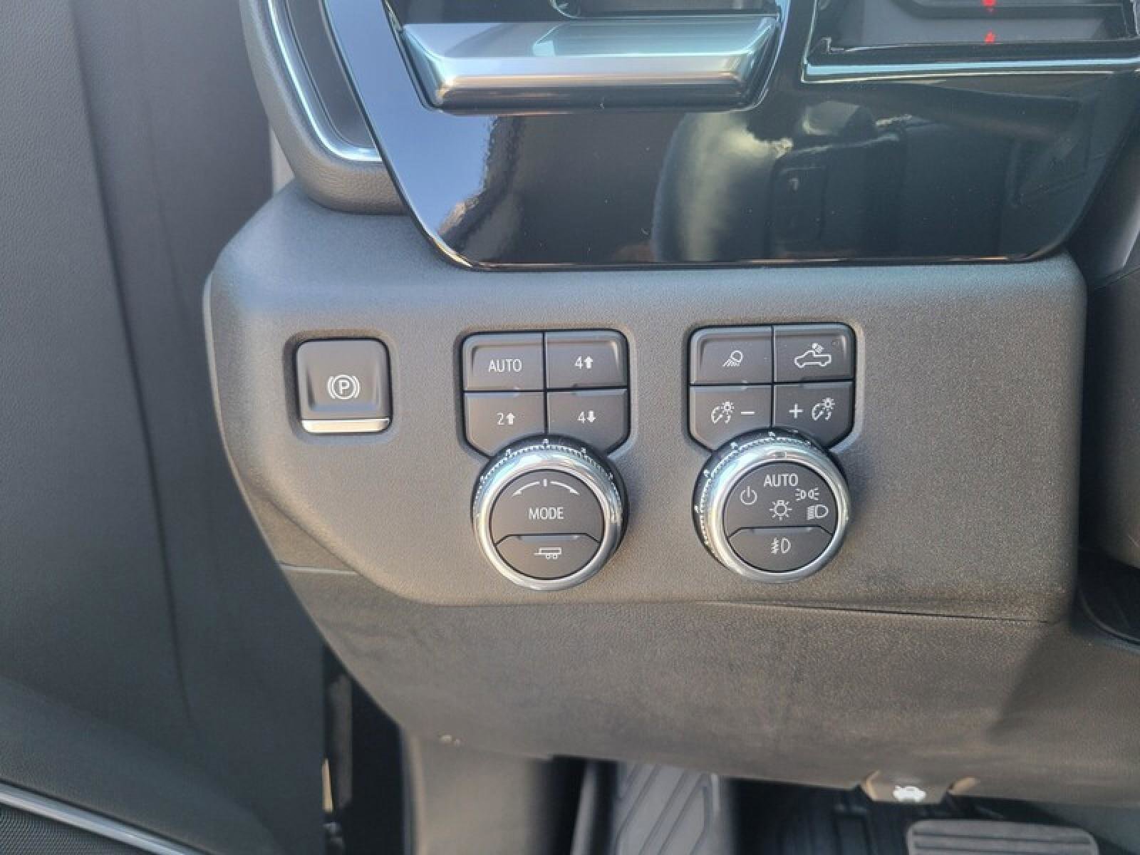 New 2026 GMC Sierra 1500 SLT w/ SLT Premium Plus Package image 30