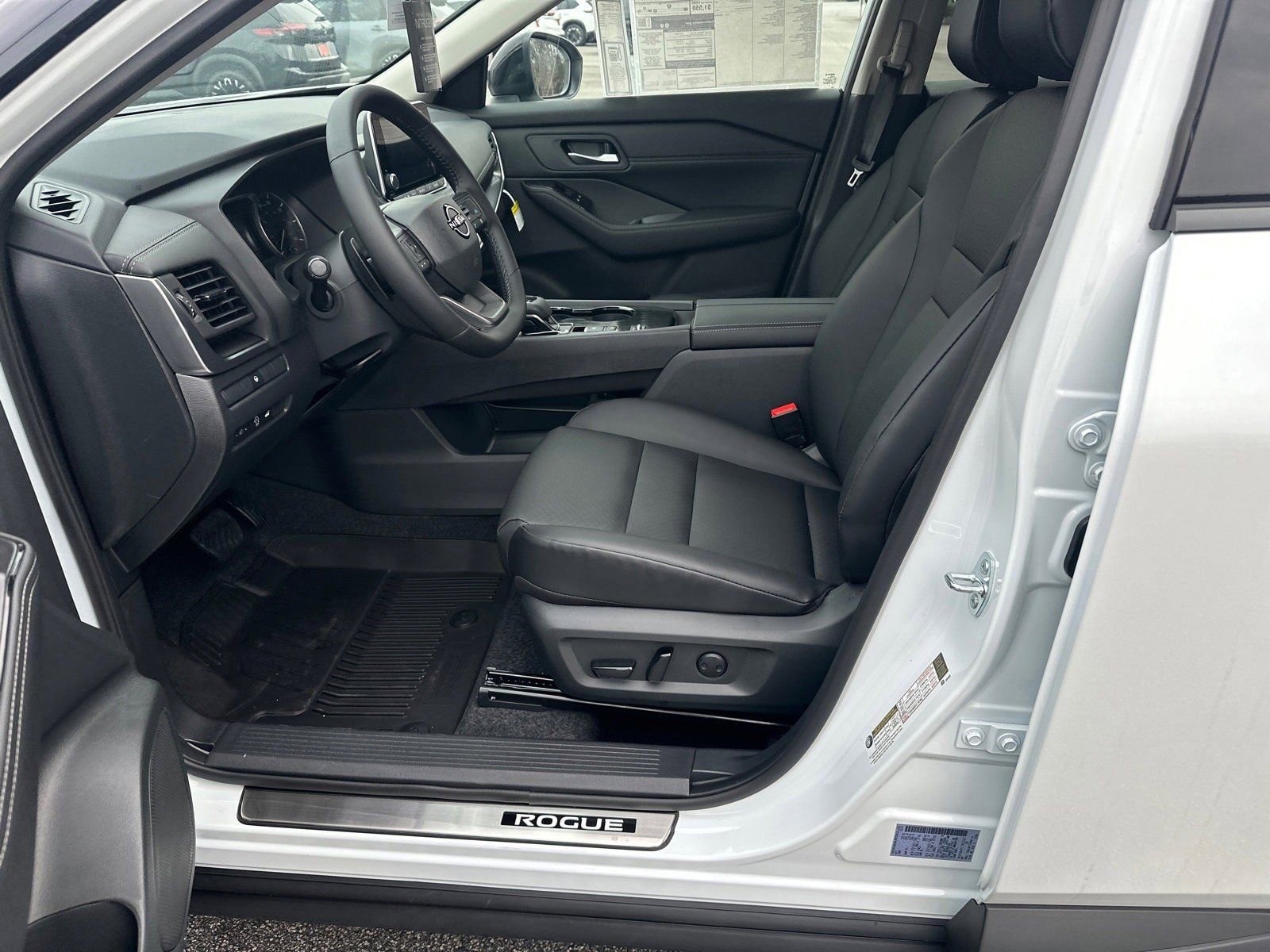 New 2026 Nissan Rogue SV image 9