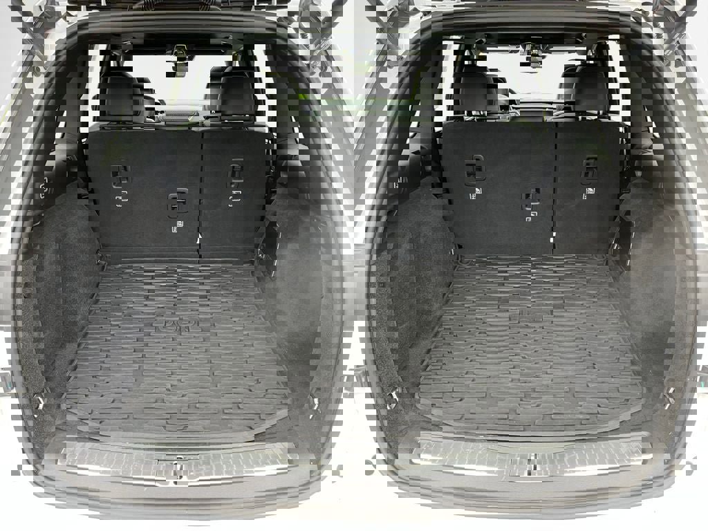 Used 2024 Jeep Grand Cherokee Overland w/ Luxury Tech Group IV image 27