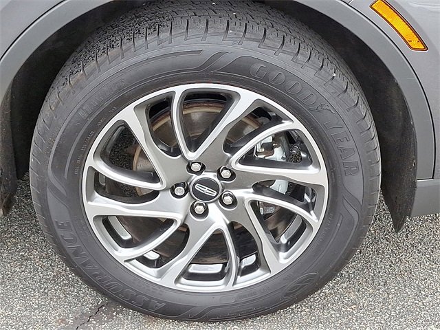 Certified 2022 Lincoln Corsair AWD w/ Equipment Group 101A image 9