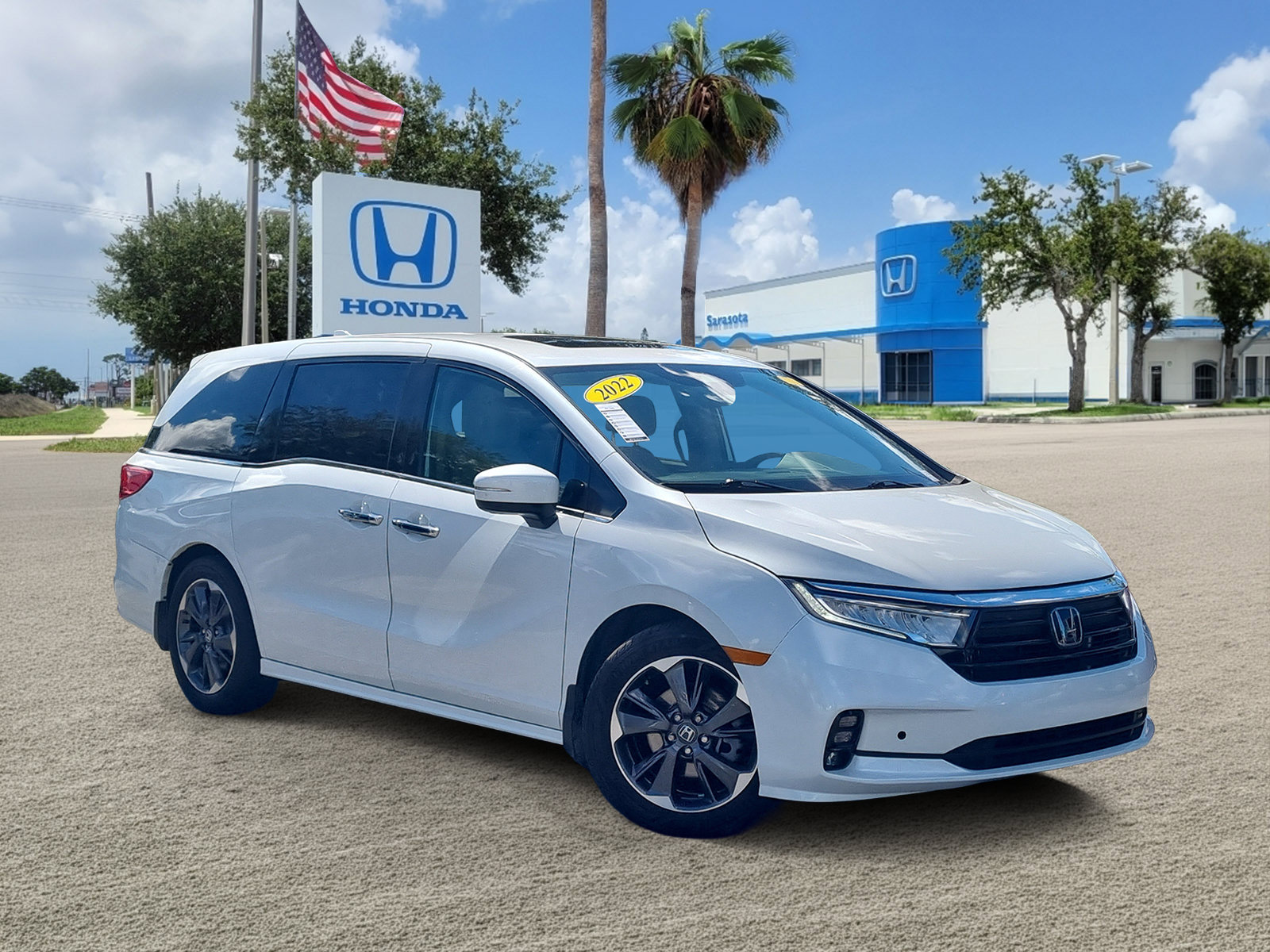 Used 2022 Honda Odyssey Elite image 1