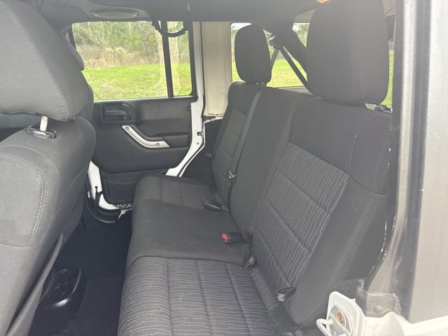 Used 2012 Jeep Wrangler Unlimited Sahara w/ Connectivity Group image 12