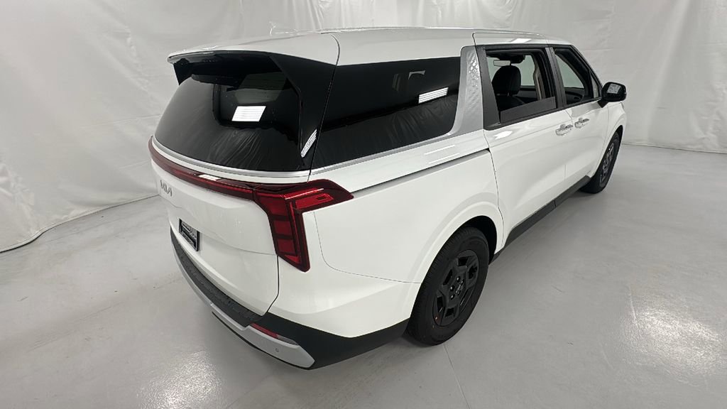 New 2026 Kia Carnival LXS image 3