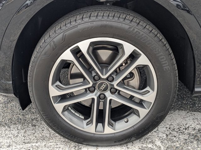 Certified 2025 Audi Q5 Premium w/ Convenience Package image 22