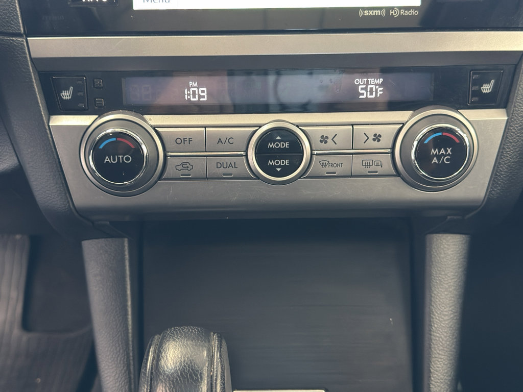 Used 2017 Subaru Outback 2.5i Limited AWD/4WD image 23